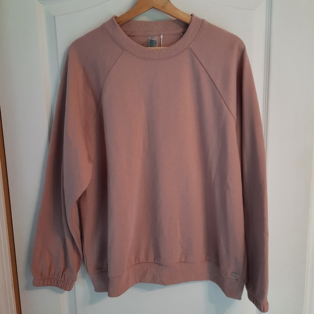 NWT Tropik Sweater, Size XL, Light mauve Colour